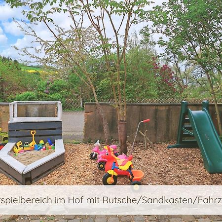 Hofgut Eveshausen - Das Ferienhaus In Der Natur Fuer Familien Und Gruppen Dommershausen Екстериор снимка